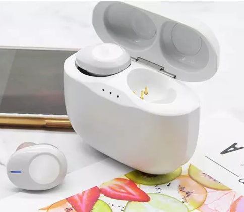 TUNE120 TWS Wireless Earbuds