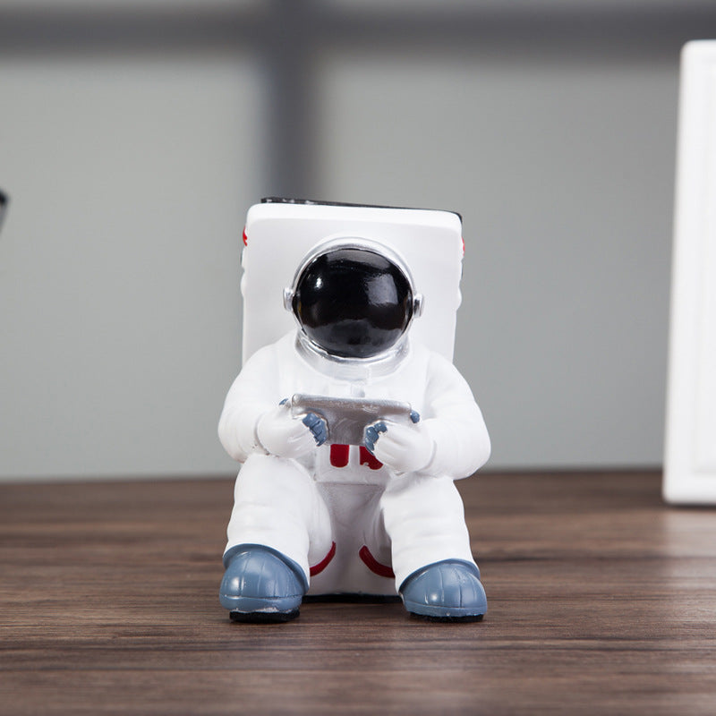 Astronaut Phone Stand – Resin Desk Decoration