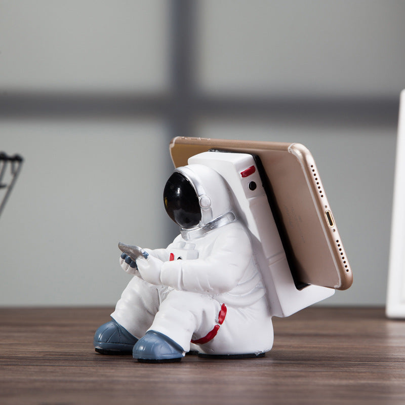 Astronaut Phone Stand – Resin Desk Decoration